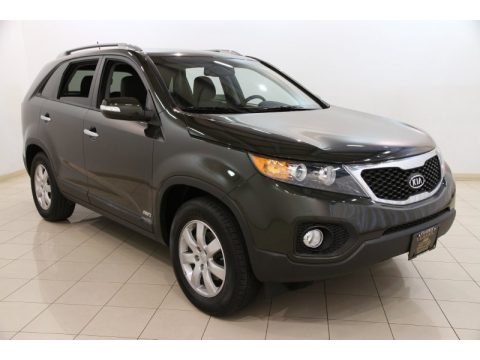 Tuscan Olive Kia Sorento LX AWD.  Click to enlarge.