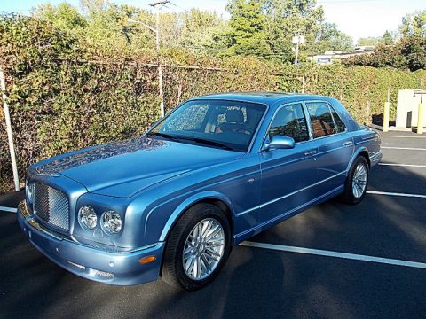 Fountain Blue Bentley Arnage R.  Click to enlarge.