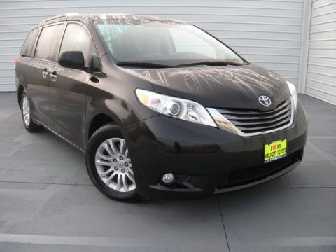 Black Toyota Sienna XLE.  Click to enlarge.