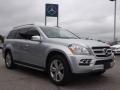 Front 3/4 View of 2011 Mercedes-Benz GL 450 4Matic #3