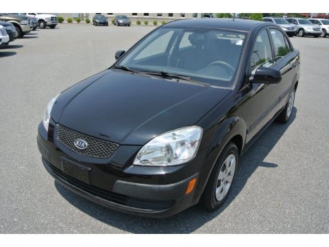 Midnight Black Kia Rio LX Sedan.  Click to enlarge.