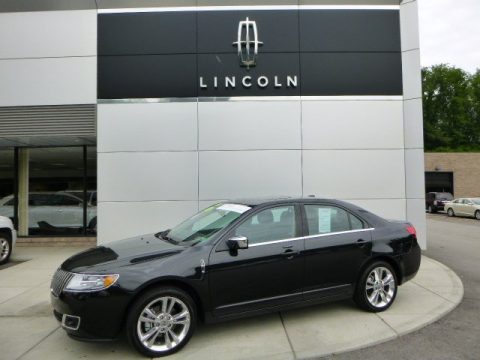 Tuxedo Black Metallic Lincoln MKZ AWD.  Click to enlarge.