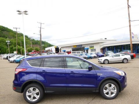 Deep Impact Blue Ford Escape SE 1.6L EcoBoost 4WD.  Click to enlarge.