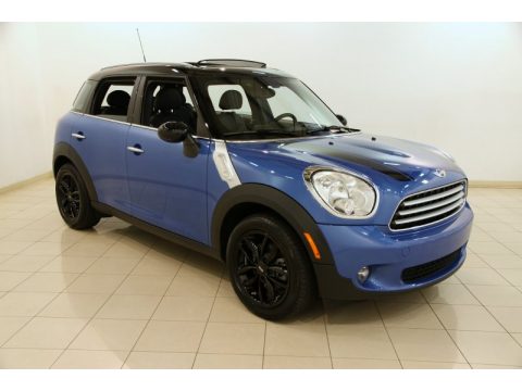 True Blue Metallic Mini Cooper Countryman.  Click to enlarge.