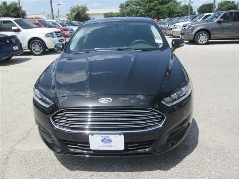 Tuxedo Black Ford Fusion SE. Click to enlarge. Tuxedo Black Ford Fusion SE. Click to enlarge.
