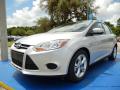 2014 Focus SE Sedan #1