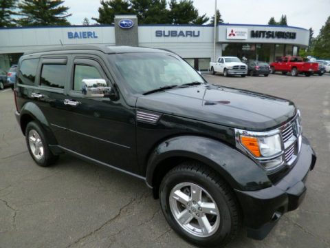 Brilliant Black Crystal Pearl Dodge Nitro SLT 4x4.  Click to enlarge.