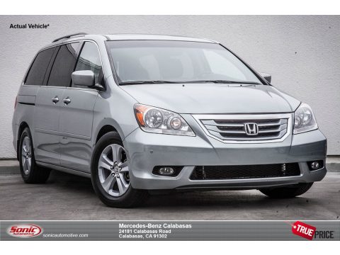 Silver Pearl Metallic Honda Odyssey Touring.  Click to enlarge.