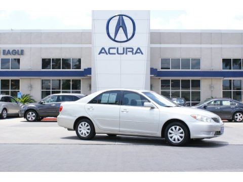 Lunar Mist Metallic Toyota Camry LE. Click to enlarge. Lunar Mist Metallic Toyota Camry LE. Click to enlarge.