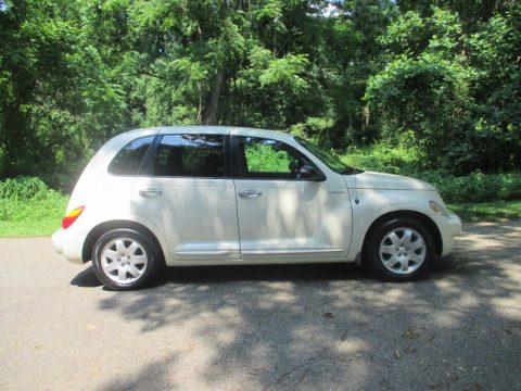 Cool Vanilla White Chrysler PT Cruiser Limited.  Click to enlarge.