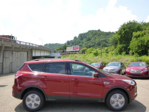Sunset Ford Escape SE 2.0L EcoBoost 4WD.  Click to enlarge.