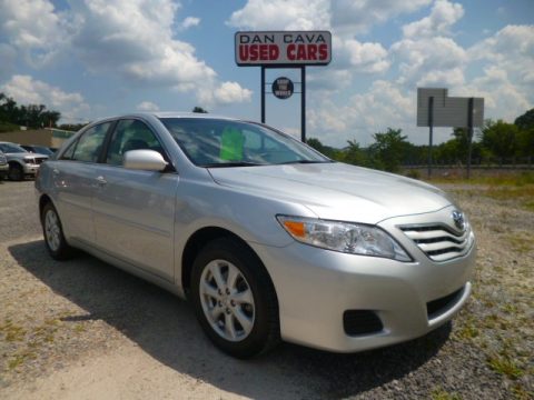 Classic Silver Metallic Toyota Camry LE. Click to enlarge. Classic Silver Metallic Toyota Camry LE. Click to enlarge.