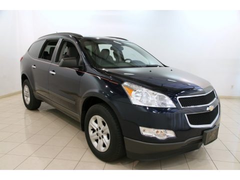 Dark Blue Metallic Chevrolet Traverse LS.  Click to enlarge.