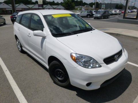 Super White Toyota Matrix XR AWD.  Click to enlarge.