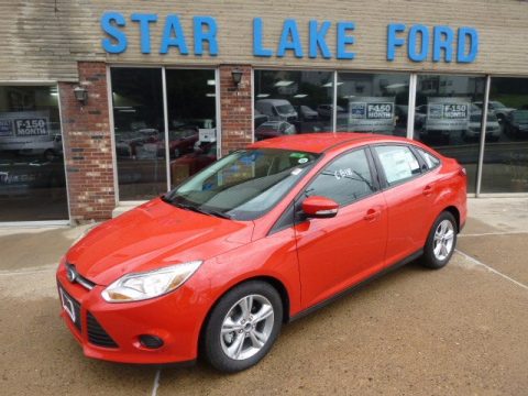 Race Red Ford Focus SE Sedan.  Click to enlarge.