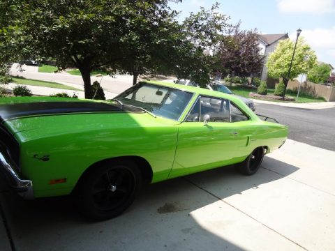 Limelight Green Plymouth Road Runner Coupe.  Click to enlarge.