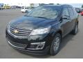 Front 3/4 View of 2015 Chevrolet Traverse LT #2