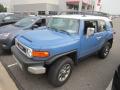 Front 3/4 View of 2013 Toyota FJ Cruiser 4WD #3