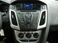 Controls of 2014 Ford Focus SE Sedan #10