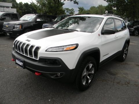 Bright White Jeep Cherokee Trailhawk 4x4.  Click to enlarge.