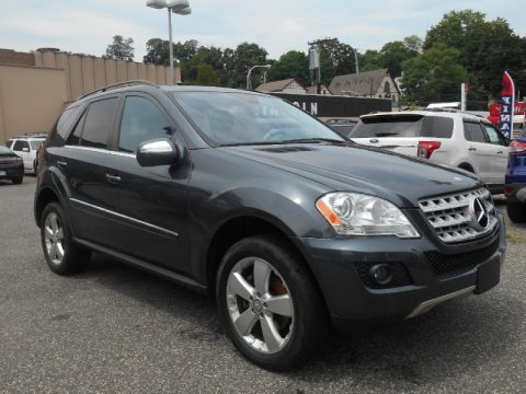 Capri Blue Metallic Mercedes-Benz ML 350 4Matic.  Click to enlarge.
