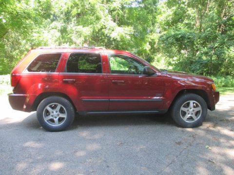 Red Rock Crystal Pearl Jeep Grand Cherokee Laredo 4x4.  Click to enlarge.