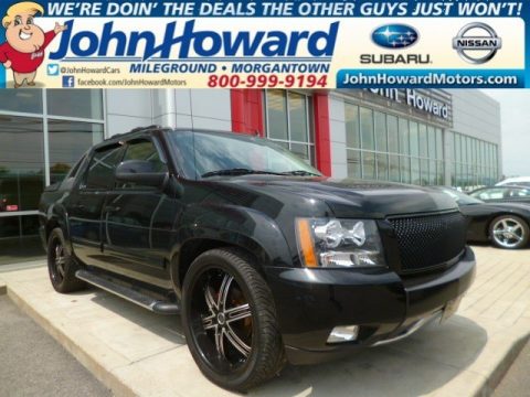 Black Chevrolet Avalanche LT 4x4.  Click to enlarge.