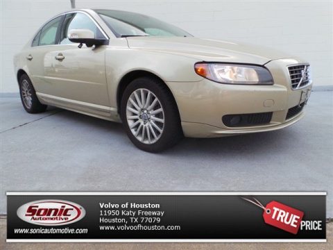 Shimmer Gold Metallic Volvo S80 3.2.  Click to enlarge.