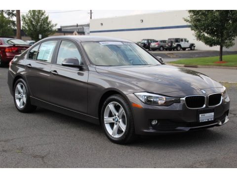 Mojave Metallic BMW 3 Series 320i xDrive Sedan.  Click to enlarge.