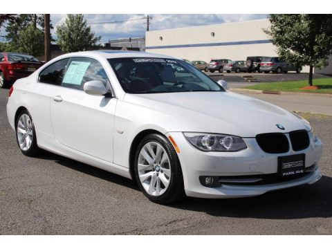 Mineral White Metallic BMW 3 Series 328i Coupe.  Click to enlarge.