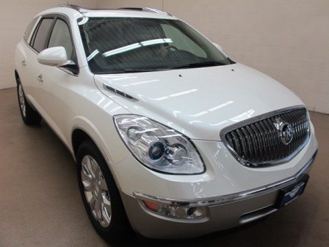 White Diamond Tricoat Buick Enclave FWD.  Click to enlarge.