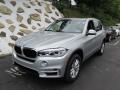 Front 3/4 View of 2014 BMW X5 xDrive35i #9