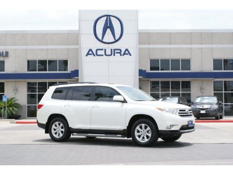 Blizzard White Pearl Toyota Highlander SE.  Click to enlarge.
