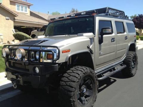 Pewter Metallic Hummer H2 SUV.  Click to enlarge.