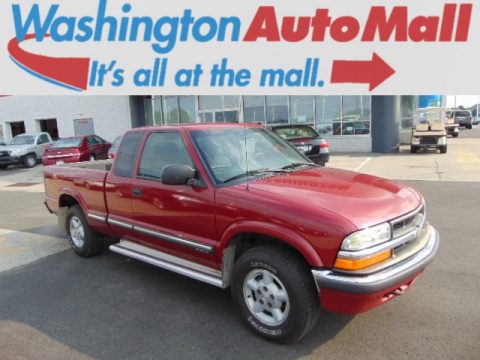 Dark Cherry Red Metallic Chevrolet S10 LS Extended Cab 4x4.  Click to enlarge.