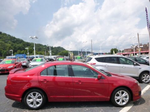 Red Candy Metallic Ford Fusion SE.  Click to enlarge. Red Candy Metallic Ford Fusion SE.  Click to enlarge.