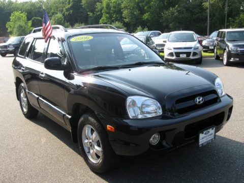 Black Obsidian Hyundai Santa Fe Limited 4WD.  Click to enlarge.