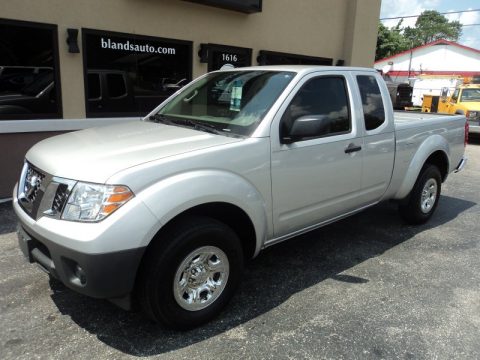 Brilliant Silver Metallic Nissan Frontier S King Cab.  Click to enlarge.