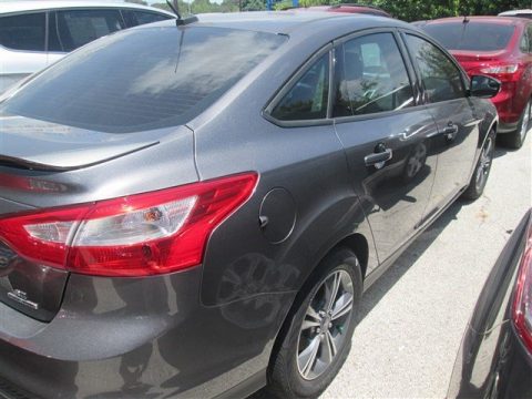Sterling Gray Ford Focus SE Sedan.  Click to enlarge.