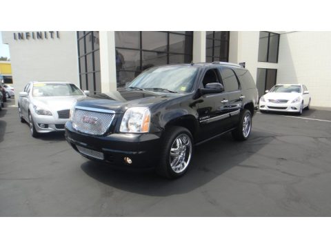 Onyx Black GMC Yukon Denali AWD.  Click to enlarge.
