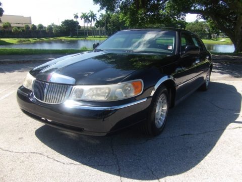 Black Clearcoat Lincoln Town Car Executive.  Click to enlarge.