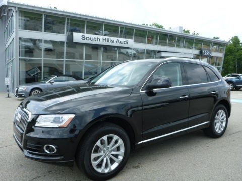Mythos Black Metallic Audi Q5 2.0 TFSI Premium Plus quattro.  Click to enlarge.