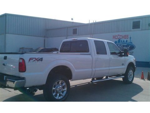 White Platinum Ford F350 Super Duty XLT Crew Cab 4x4.  Click to enlarge.