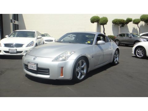 Silver Alloy Nissan 350Z Touring Coupe.  Click to enlarge.