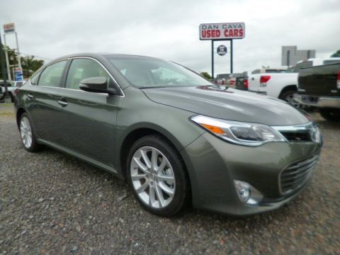 Cypress Green Pearl Toyota Avalon XLE.  Click to enlarge.