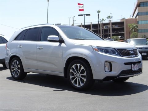 Bright Silver Kia Sorento SX. Click to enlarge. Bright Silver Kia Sorento SX. Click to enlarge.