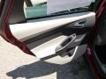 2014 Focus SE Sedan #13