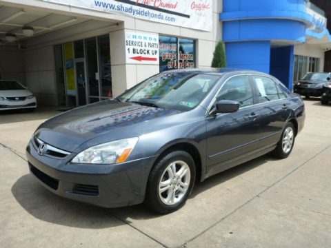 Graphite Pearl Honda Accord SE Sedan.  Click to enlarge.