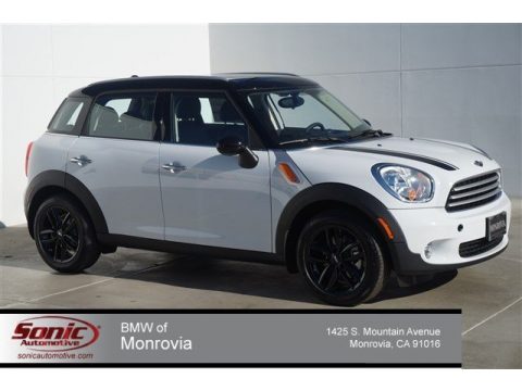 Light White Mini Cooper Countryman.  Click to enlarge.