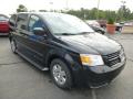 Front 3/4 View of 2008 Dodge Grand Caravan SE #7